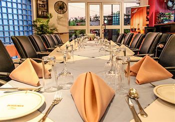 Maxlot Hotel Akra Zewnętrze zdjęcie