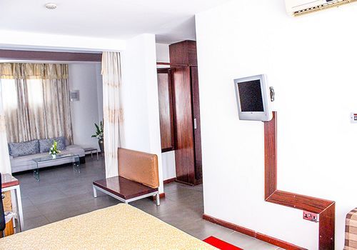 Maxlot Hotel Akra Zewnętrze zdjęcie