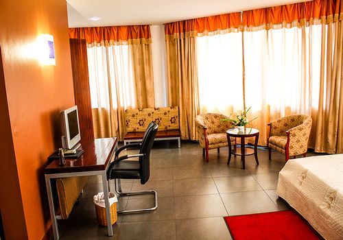 Maxlot Hotel Akra Zewnętrze zdjęcie