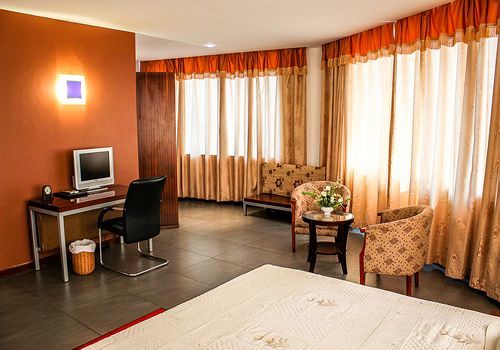 Maxlot Hotel Akra Zewnętrze zdjęcie